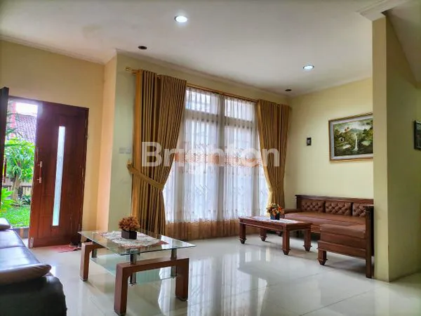 image RUMAH SARIJADI 2LT FULL FURNISHED (7)