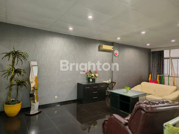 image BEVERLY COMMERCIAL ROOMS (1)