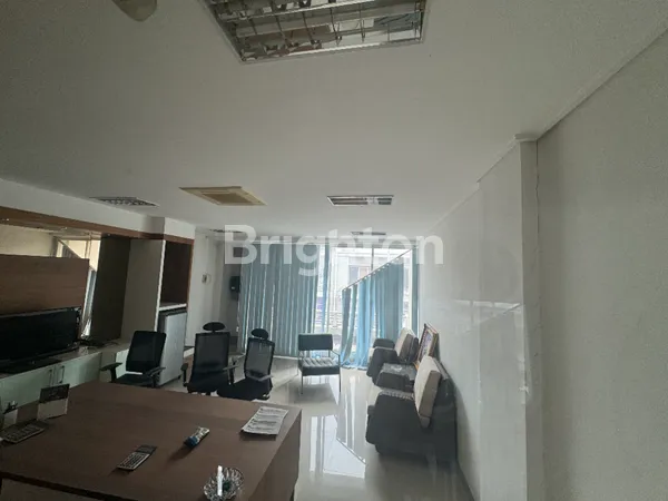 image RUKO DI KOMPLEK PERKANTORAN CBD PLUIT JAKARTA UTARA STRATEGIS 4 LANTAI (6)