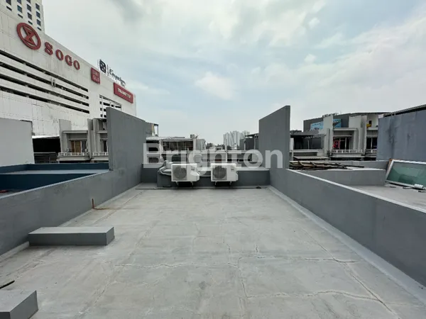 image RUKO DI KOMPLEK PERKANTORAN CBD PLUIT JAKARTA UTARA STRATEGIS 4 LANTAI (8)