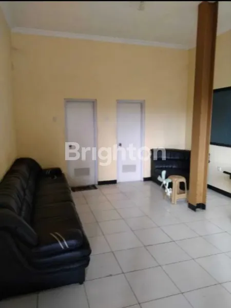 image GUDANG MOJOKERTO NOL JALAN RAYA SIAP PAKAI PARKIRAN MUAT TRUK 40 FEET (6)