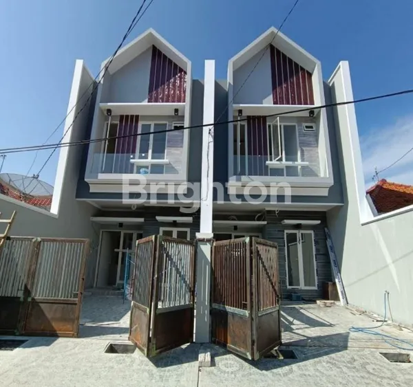 image MINIMALIS FAVORIT 2 LANTAI PERUM MANYAR INDAH, SURABAYA TIMUR (2)