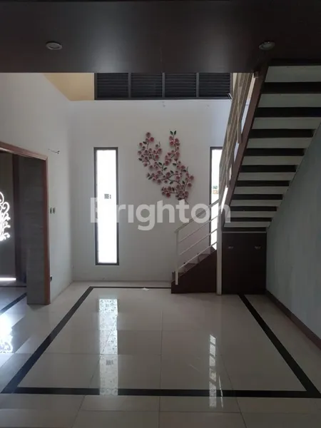 image RUMAH MINIMALIS 2 LANTAI SIAP HUNI CITRALAND DEKAT GWALK, GRAHA DAN PAKUWON (4)