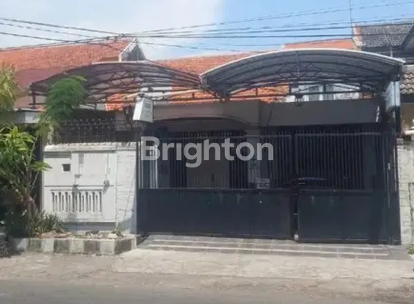 image RUMAH SECOND LUAS DI RUNGKUT, LOKASI STRATEGIS (1)