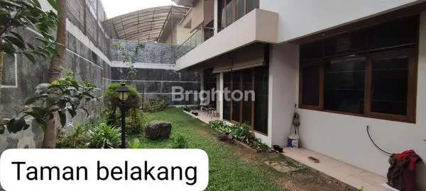 image RUMAH MEGAH SIAP HUNI ADA TAMAN & TANAH KOSONG DI PONDOK HIJAU BANDUNG (3)