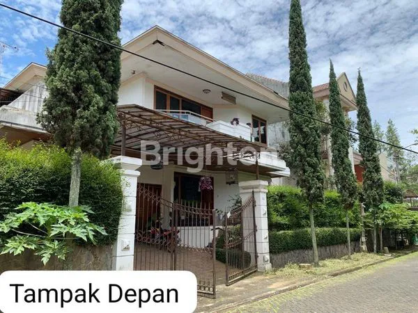 image RUMAH MEGAH SIAP HUNI ADA TAMAN & TANAH KOSONG DI PONDOK HIJAU BANDUNG (7)