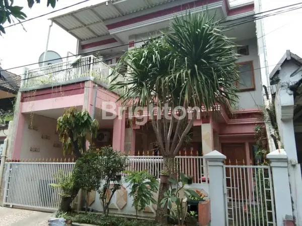 image RUMAH 2 LANTAI TAMAN PONDOK INDAH SURABAYA (1)