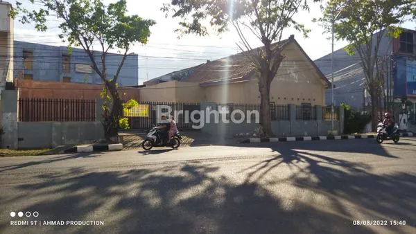 DISEWAKAN RUMAH DI TENGAH KOTA