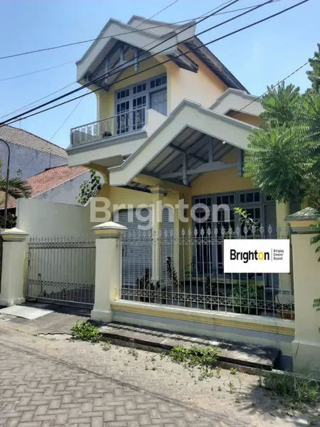 image RUMAH 2 LANTAI STRATEGIS DEKAT TOLL DAN BANDARA PEPELEGI INDAH (1)