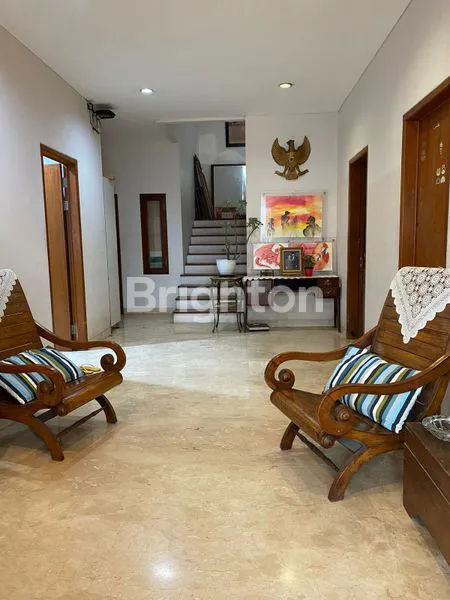 image CANTIK SIAP HUNI DENGAN KOLAM RENANG  LINGKUNGAN NYAMAN DI PURI MUTIARA CILANDAK BARAT JAKARTA SELATAN  (3)