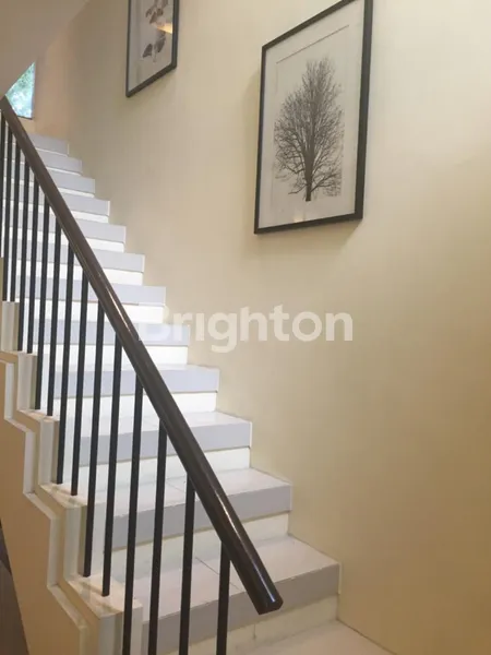 image RUMAH DIAN ISTANA CLUSTER MOCCA VRBANA SURABAYA (3)