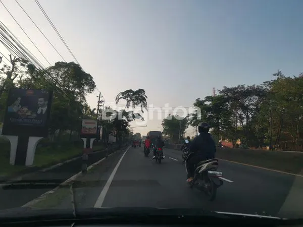 image GUDANG 1000M DI UNGARAN MANGKU JALAN RAYA SEMARANG - SOLO (3)
