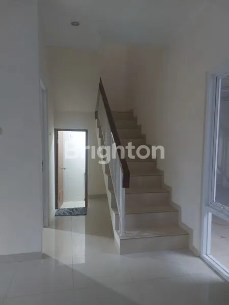 image RUMAH MEWAH HARGA MURAH DIPERUMAHAN ELIT KOTA BOGOR (5)