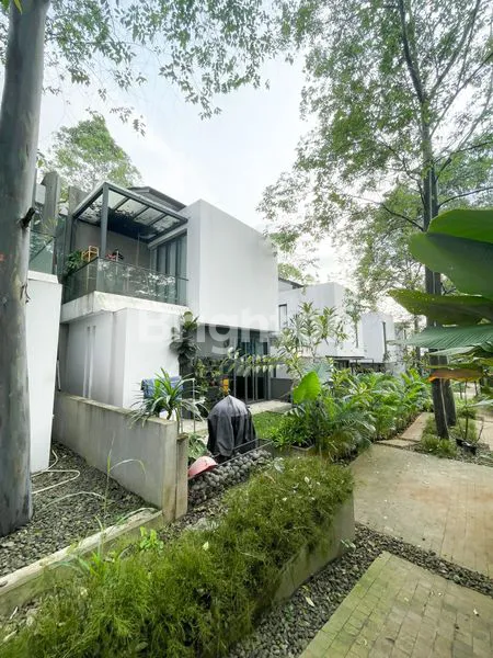 image RUMAH 2 LANTAI SANGAT ASRI DAN NYAMAN YVE HABITAT JALAN PENDOWO LIMO DEPOK JAWA BARAT  (6)