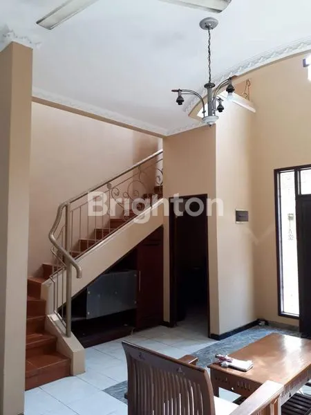 image RUMAH DI JAGIR SURABAYA (3)