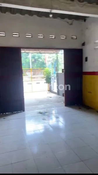 image RUKO PINGGIR JALAN STRATEGIS DEPOK (3)