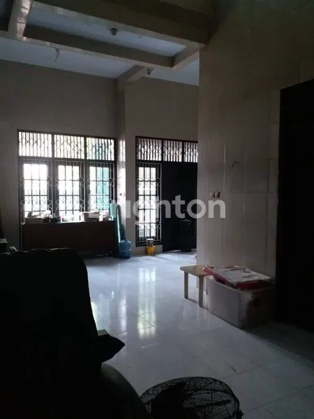 image RUMAH 2 LANTAI BISA UNTUK BUKA USAHA  (2)