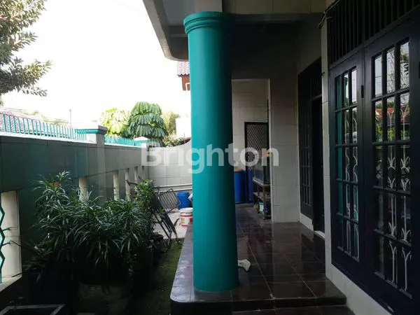 image RUMAH 2 LANTAI BISA UNTUK BUKA USAHA  (8)
