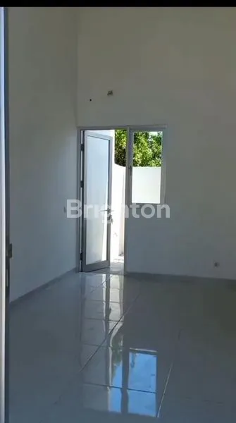 image RUMAH SIAP HUNI DI CEMANDI SIDOARJO (2)