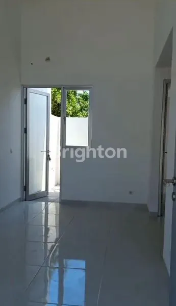 image RUMAH SIAP HUNI DI CEMANDI SIDOARJO (4)