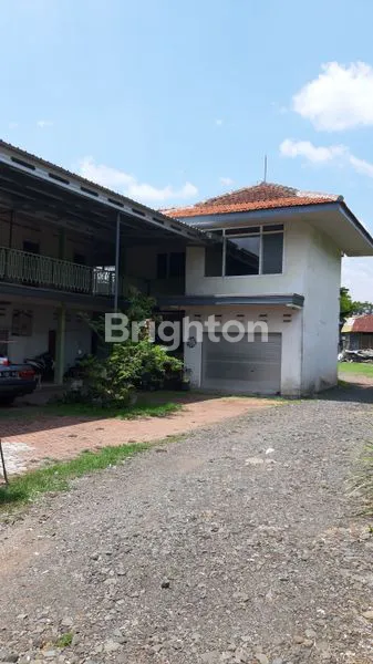 image JUAL TANAH LUAS + RUMAH DI JL S. PARMAN KOTA MALANG COCOK UNTUK HOTEL, KANTOR, APARTEMEN (3)