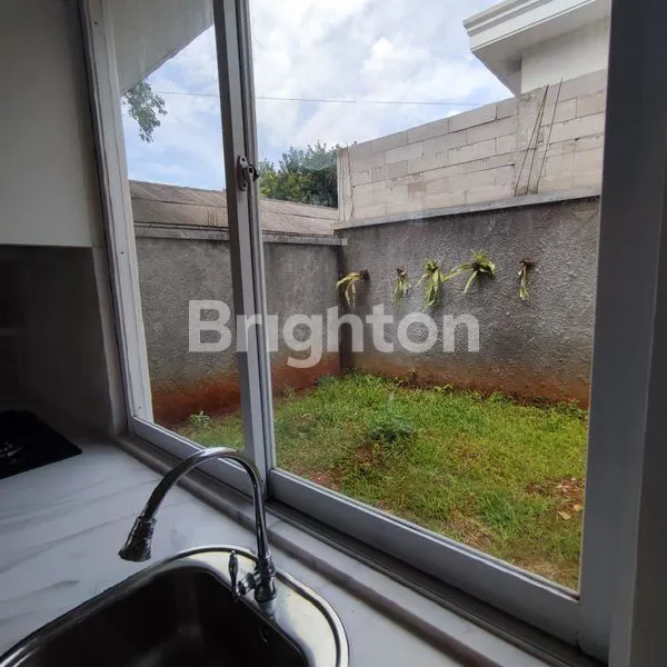 image RUMAH 2 LANTAI KENIGAYO RESIDENCE CIPAYUNG JAKARTA TIMUR  ( POSISI DI DALAM) (6)