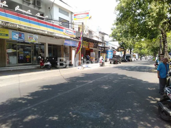 image RUKO LUAS BAGUS DAN STRATEGIS TENGAH KOTA JOMBANG (2)