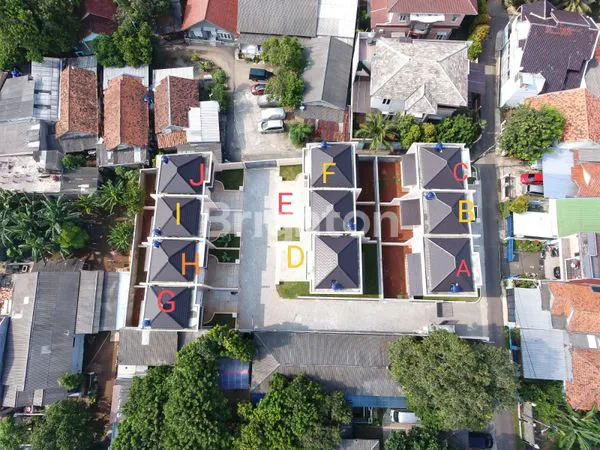 image RUMAH 2 LANTAI KENIGAYO RESIDENCE CIPAYUNG JAKARTA TIMUR  ( POSISI DI DALAM) (6)