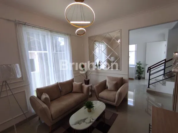 image RUMAH 2 LANTAI KENIGAYO RESIDENCE CIPAYUNG JAKARTA TIMUR  ( POSISI DI DALAM) (7)