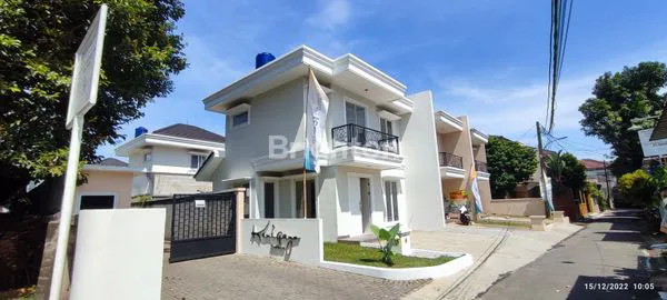 image RUMAH 2 LANTAI KENIGAYO RESIDENCE CIPAYUNG JAKARTA TIMUR  ( POSISI DI DEPAN) (1)