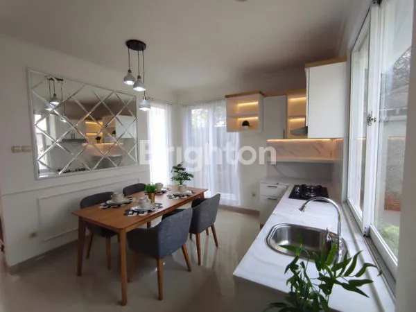 image RUMAH 2 LANTAI KENIGAYO RESIDENCE CIPAYUNG JAKARTA TIMUR  ( POSISI DI DALAM) (2)