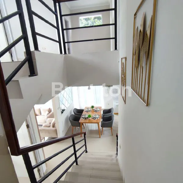 image RUMAH 2 LANTAI KENIGAYO RESIDENCE CIPAYUNG JAKARTA TIMUR  ( POSISI DI DALAM) (5)
