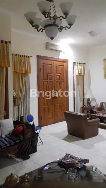 image RUMAH TENGAH KOTA MANYAR SURABAYA DEKAT KERTAJAYA INDAH, MERR (3)