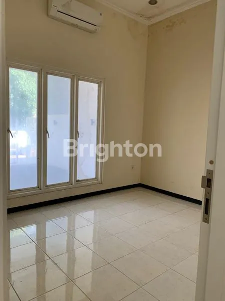 image RUMAH SIAP HUNI DI DELTASARI WARU, SIDOARJO (6)