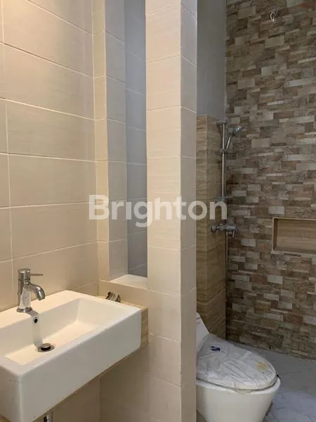 image RUMAH SIAP HUNI DI DELTASARI WARU, SIDOARJO (7)