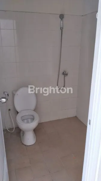 image RUMAH DI SOUTH LAKE JUANDA (2)