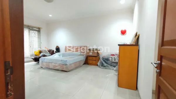 image RUMAH MEGAH SIAP HUNI DI KOMPLEK SETIABUDI REGENCY BANDUNG (6)