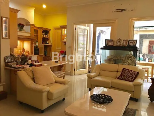 image TURUN HARGA...RUMAH CANTIK, KOKOH DAN SIAP HUNI DI DAERAH PONDOK INDAH (7)