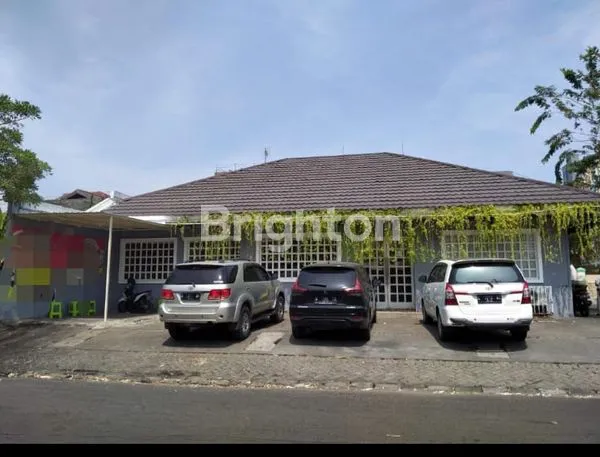 image RUMAH DI DARMO PERMAI TIMUR (1)