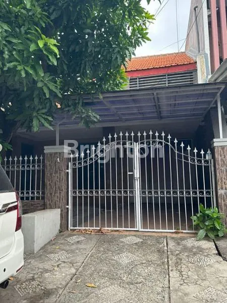 image RUMAH SECOND SIAP HUNI RUNGKUT SURABAYA TIMUR DEKAT MERR (1)