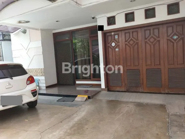 image RUMAH SUKOMANUNGGAL JAYA SURABAYA (3)