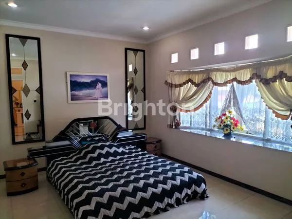 image RUMAH TENGAH KOTA FULL FURNISHED DALAM KOMPLEK DEKAT TOL PASIRKOJA  (2)