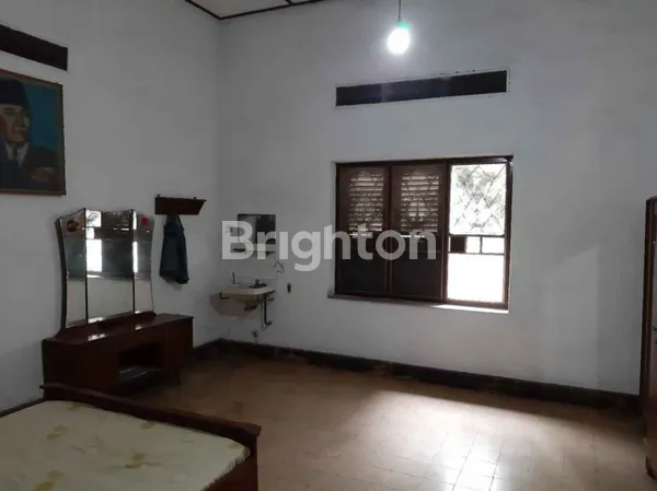 image  RUMAH LUAS RAYA MASTRIP DEKAT SEPANJANG, DEKAT TOL GUNUNGSARI DEKAT WIYUNG (7)