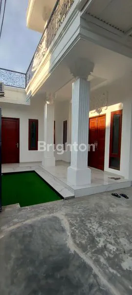 image BRAND NEW HOUSE TAMAN GRIYA 6+1 BEDROOMS 4 BATHROOMS (5)