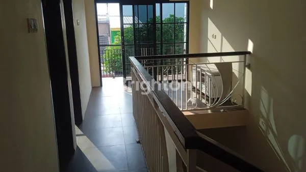 image LAWANG RUMAH BAGUS DAN SANGAT MINIMALIS (6)