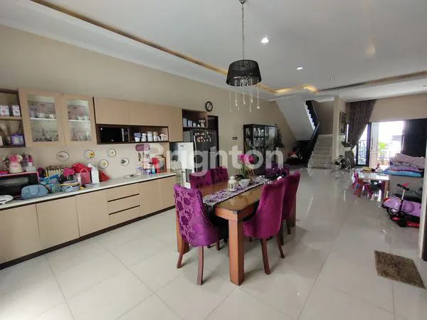 image RUMAH LUAS MODERN MINIMALIS MURAH DI LARANGAN TANGERANG (3)