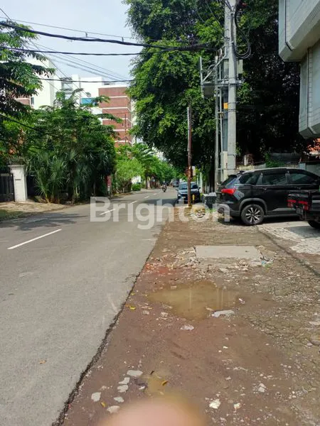 image TANAH DI TENGAH KOTA SURABAYA SANGAT STRATEGIS 2 MENIT DARI TUNJUNGAN PLAZA (2)