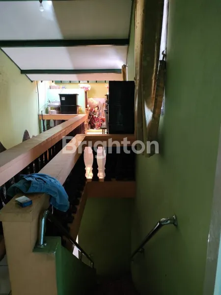 image OT DEALS !!! BERKAH !!! DELTA SARI INDAH, SURABAYA TIMUR, JAWA TIMUR, RUMAH  MODERN  DAN ELEGAN, SURABAYA!!! HIGH TRAFFIC MARKET !!! STRATEGIST !!! (8)