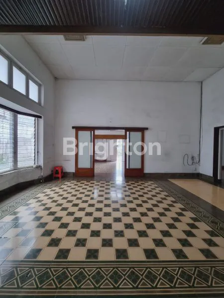 image RUMAH LAMA WELIRANG SIAP DIHUNI DAN BISA DIJADIKAN RUMAH BISNIS APA SAJA (3)