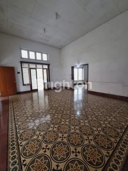 image RUMAH LAMA WELIRANG SIAP DIHUNI DAN BISA DIJADIKAN RUMAH BISNIS APA SAJA (4)